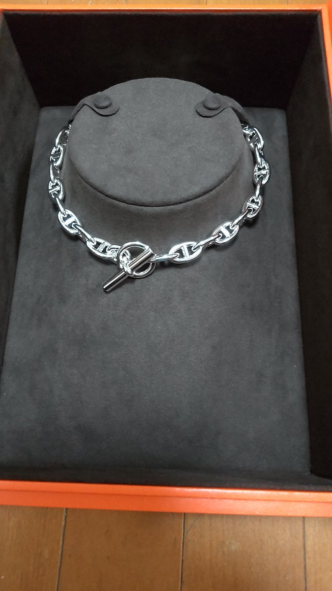 kidgod1's tweet photo. HERMES（エルメス）のChaine d'Ancre（シェーヌダンクル）ネックレス届いた！GMの29コマです。嬉しすぎてヤバイ！一生の宝物にします。 https://t.co/heNc2uZfGd