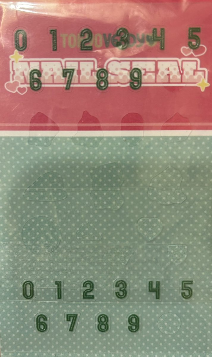 kusumin58's tweet photo. オフシーズンのアレコレ、心を落ち着かせるのに最適…
リヴェルンネイルチップを作成中💚

(ま、カラーチップにシール貼ってトップコート塗るだけなんだがw)

で、私は使わないので余ってるのだけど
顔見知り限定で「数字だけシール欲しい」って方がいらっしゃいましたら差し上げますので連絡下さい😊 https://t.co/m9bijLv3CR