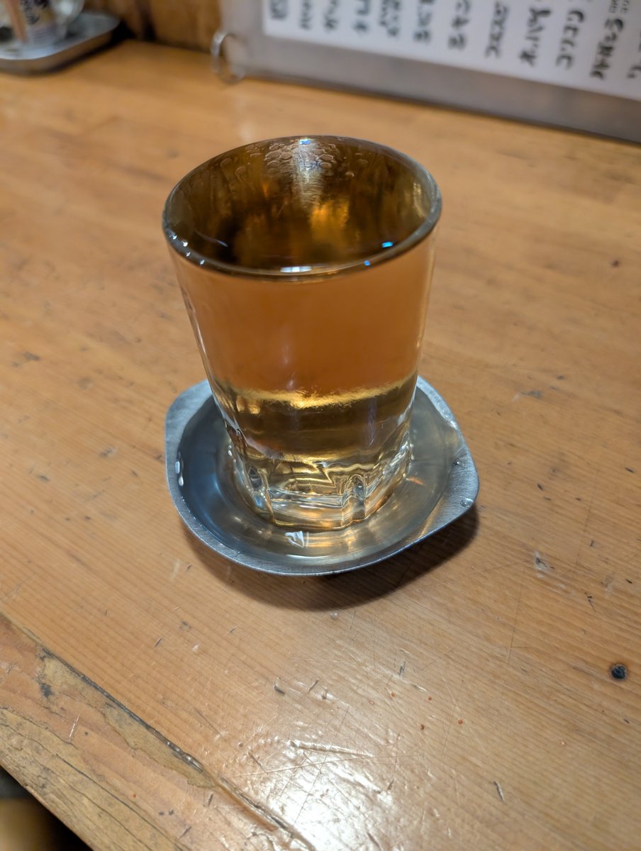 mayune_co2's tweet photo. 3杯までしか出てこないけと3杯飲むと碌でもない事になるやつ飲む https://t.co/7jLm4jKsw3