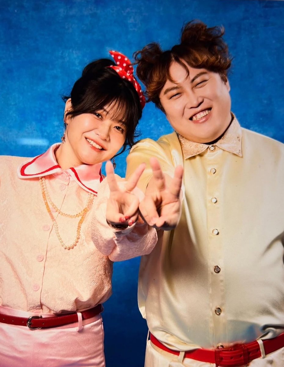 _9knkun's tweet photo. W(ダブルユー)すぎるし加護ちゃん派だった✌️✌️ https://t.co/gSnz6vYWW6