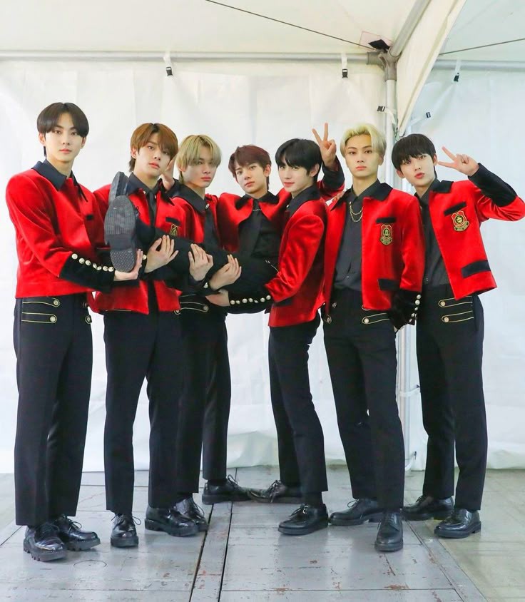 vas18688092's tweet photo. @enh77_ сону

#Still_with_sevEN
#For_ENfinity https://t.co/ZqkWPWd08d