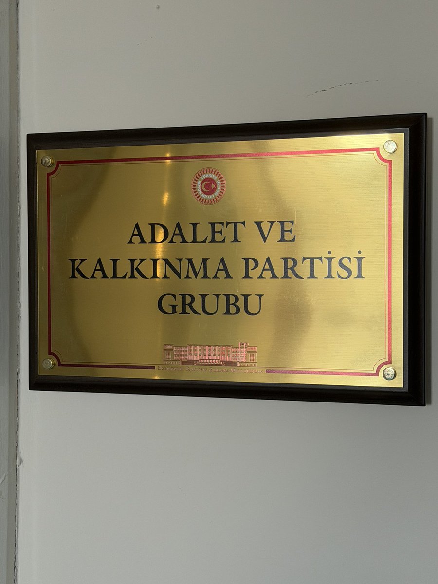 ilteryesiltas's tweet photo. KANUN TEKLİFİ HAZIR…

Öğrenci affını da içeren kanun teklifi, AK Parti Grubu tarafından cuma günü Türkiye Büyük Millet Meclisi’ne sunulacak. https://t.co/NnDHjrFDgz