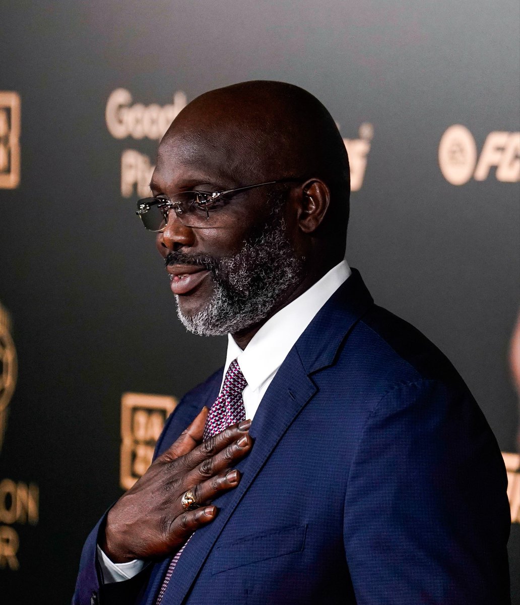 ActuFoot_'s tweet photo. 🚨 George Weah 🇱🇷 : « J’ESPÈRE QUE LAMINE YAMAL 🇪🇸 CONTINUERA DE PROGRESSER DANS SA CARRIÈRE MAIS C’EST INCOMPARABLE AVEC MBAPPÉ 🇫🇷. 🤯

TOUT LE MONDE SAIT QUE MBAPPÉ EST TRÈS LOIN AU-DESSUS. 🥵

C’est un PHÉNOMÈNE. C’est vraiment un TRÈS BON JOUEUR et un très bon buteur. 🤩

Lamine Yamal 🇪🇸 est un jeune garçon et il ne faut pas le comparer avec Kylian Mbappé 🇫🇷. ❌

Mbappé est un phénomène alors que Lamine Yamal est juste en train de grandir. » 

🎙️ @elchiringuitotv