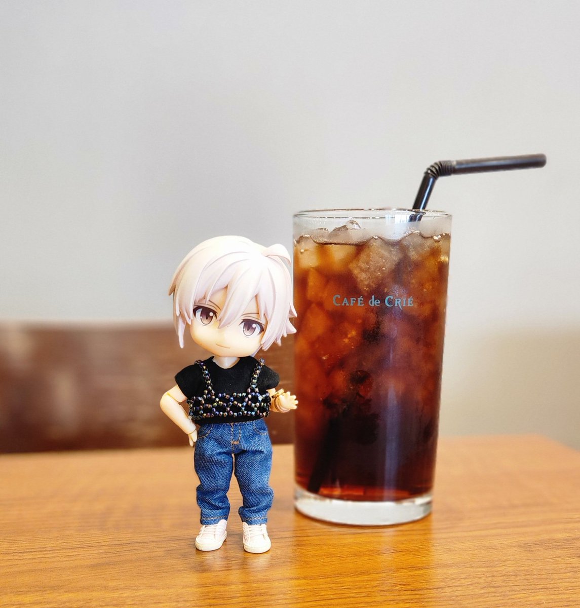10momo9's tweet photo. さいきんのティータイムwith天くん https://t.co/qVe3XpLf38