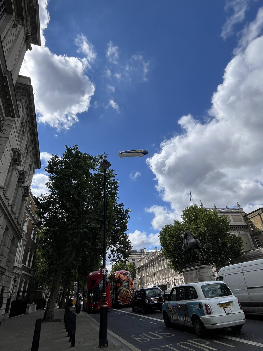 danbloom1's tweet photo. Giant blimp over 10 Downing Street https://t.co/M5enex13BD