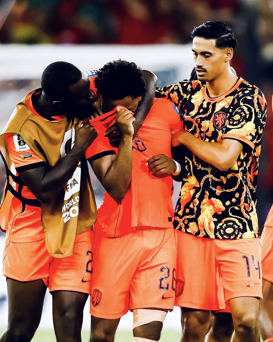 ProFoot_HQ's tweet photo. 🆕 NEW: Justin Kluivert, Crysencio Summerville and Quinten Timber have disabled comments on their Instagram posts after receiving racist abuse for their missed penalties. 😬 https://t.co/AXgQxaJntM