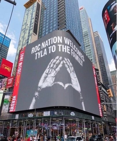 official4SYTETV's tweet photo. South African music sensation and two-time Grammy winner Tyla has reportedly signed a multi-million-dollar deal with Roc Nation, marking a significant new chapter in her fast-rising global career. https://t.co/Xx71cnusaw