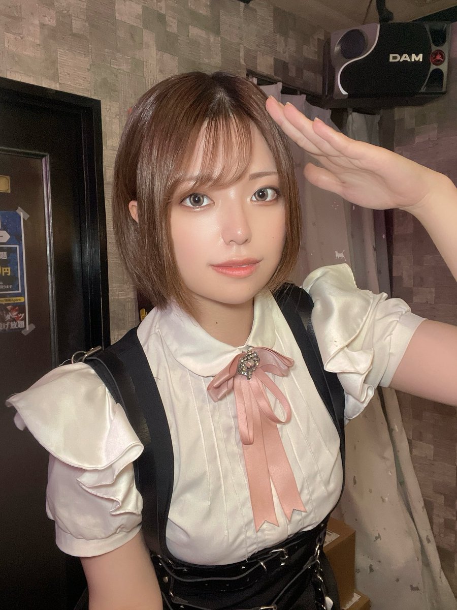 chan_hirooo's tweet photo. 制服久しぶりかも‼️ https://t.co/jxupu7dUJX