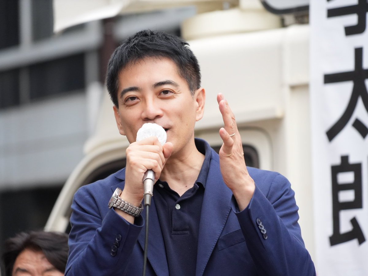 kotarotatsumi's tweet photo. ＼池袋駅前緊急街宣／
田村智子委員長、仁比聡平参議院議員、白川容子参議院議員、そして辰巳孝太郎衆議院議員🎤国会は今、自民・維新が比例定数45削減法案の審議入りを強行し、衆参で野党が一致して対抗。
広い世論で、乱暴な政治はやめよ！と声を上げることを、皆さんに呼びかけました。(スタッフ) https://t.co/tLwzZO0S5q