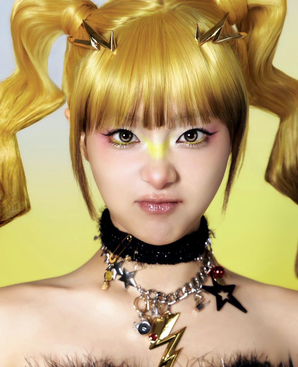 mappleized's tweet photo. astaga imutnyamy bini. 
pantes gaon suka pikachu, di mata dia kelihatannya begini https://t.co/MJc3j11xP8