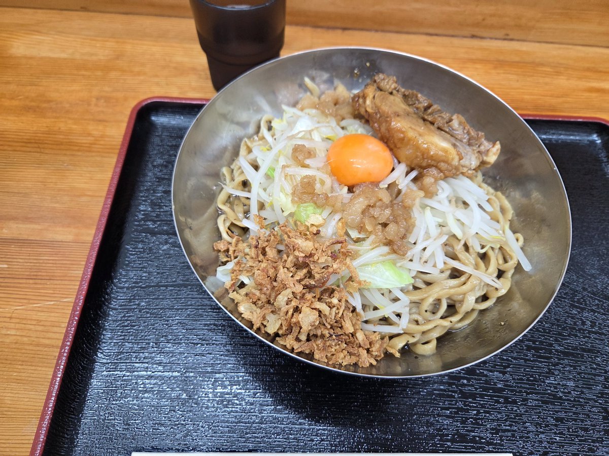 GiantRivay's tweet photo. 上げ忘れた、昨日の夕飯の汁なし二朗😳 https://t.co/eoFnQUZDDb