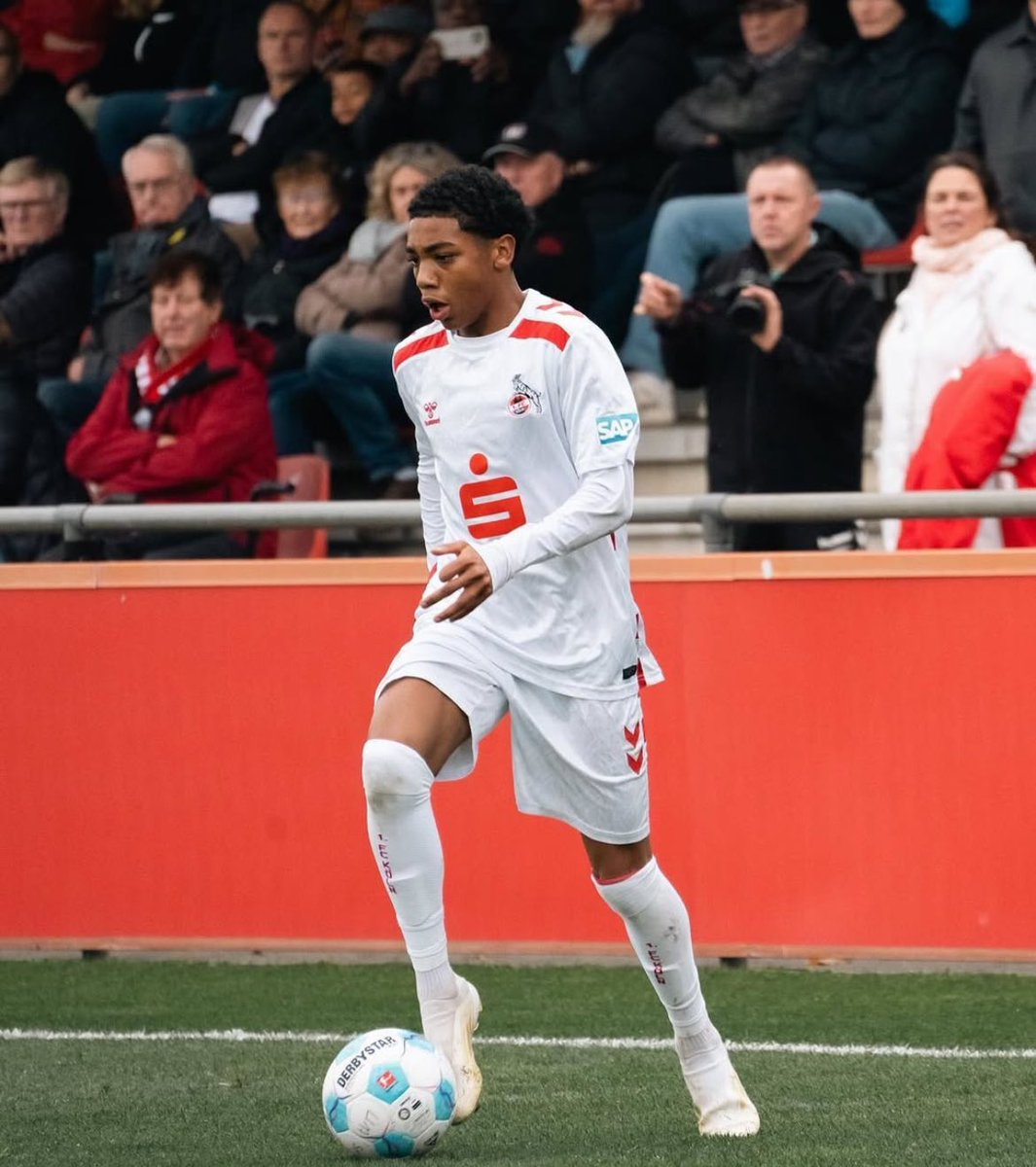 ResmiTransfer's tweet photo. Oyuncu: Thierry Karadeniz 🇹🇷
Eski Kulübü: 1.FC Köln (1.FC Köln U19)
Yeni Kulübü: Trabzonspor
Tip: Bonservis
Bedel: Bedelsiz
Süre: 5 Yıl
Mevkii: Sol Kanat 
Yaş: 18 https://t.co/R0KyTr5V8p