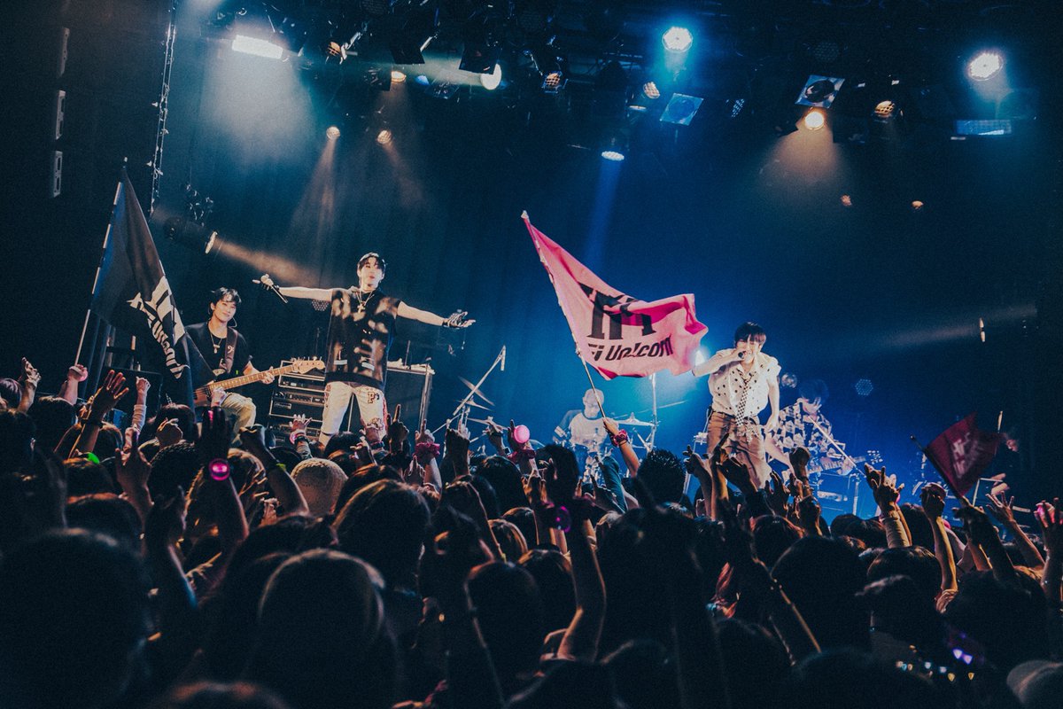 HFU_official's tweet photo. 06.25 DAIKANYAMA UNiT “Hi-Fi Un!corn 3rd Anniversary Special Live -DREAMING-” LIVE PHOTO

🔗https://t.co/g83xdXSSKI

#HiFiUnicorn #하이파이유니콘 #ハパユ #하파유 #DREAMING https://t.co/IyB0Y2YtP7