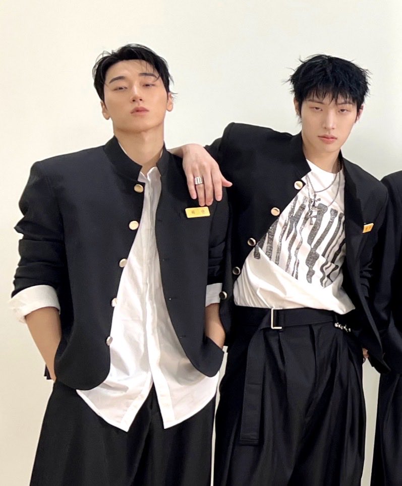 yunsangilover's tweet photo. I’M GOING INSANE https://t.co/HJEJKZQIXU