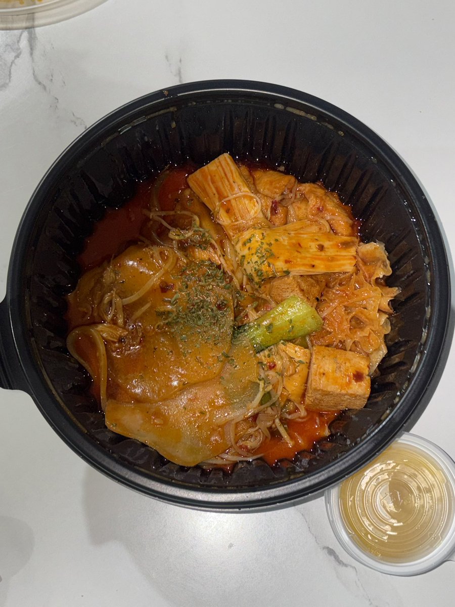 pine4pt5's tweet photo. 야르 https://t.co/SDwkya5eOO