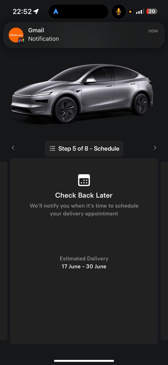 OldWorld23's tweet photo. @Tesla qui prolonge le temps d’attente pour une couleur 😭 https://t.co/nhWB3WN4zh