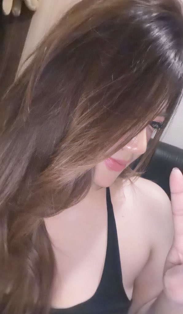AnggunFrezz1's tweet photo. fyi , aku lagi cari partner nobis , chill , netflix , dll
dm aku yaa , umur sama domisili 
selective yaa 🥰❤️🤏🏻
Yg ga alesan harus ketemu dlu lah apalah okeyy. https://t.co/YQrWsd86SG