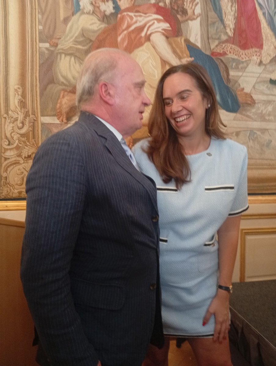 philippecuigna1's tweet photo. Avec @knafo_sarah et @LisnardDavid devant 200 patrons du mouvement Ethic au déjeuner.
Et le soir avec @ZemmourEric et ses soutiens entrepreneurs.
@Reconquete_off met en place son programme économique pour la Présidentielle…
La suite le 3 Septembre ! https://t.co/qjxQ8b75gg