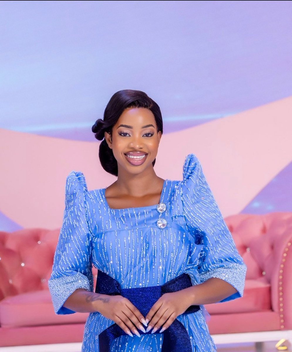 NBabarah's tweet photo. She will be agood bride 👰‍♂ https://t.co/gD56v9eLPL