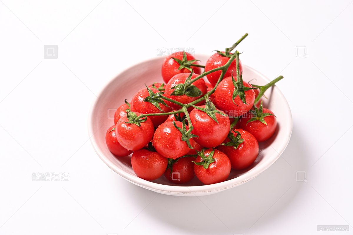 Hondogrenadier's tweet photo. Just tried this new organic cherry tomato pack from @LocalFarmCo  Plump, juicy, and bursting with sun-kissed sweetness—no weird aftertaste, perfect for salads or snacking. 10/10 would grab again! https://t.co/ujafENVoTS