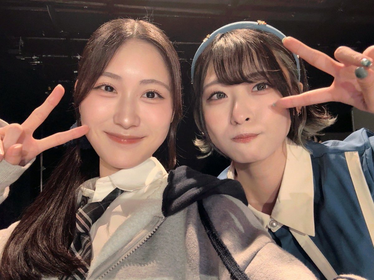 sakii_matsuda's tweet photo. #サインラフ

リエ役 飯田里穂さん🍀
渡辺役 夢望めいちゃん☁️
渡辺役 松城凜ちゃん✏️
渡辺役 安川摩吏紗さん♦️ https://t.co/rXnWV9DSoY