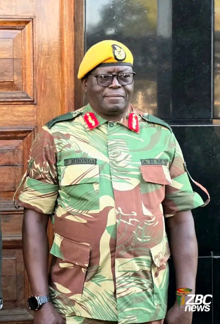 Varakashi4edByo's tweet photo. Commander-in-Chief of the Zimbabwe Defence Forces, President Dr Emmerson Dambudzo Mnangagwa Mnangagwa has promoted Brigadier General Fidelis Mhonda to the rank of Major General with effect from June 22.
#EDTHEGAMECHANGER
#CAB3SWII https://t.co/b2lnMv3xf6