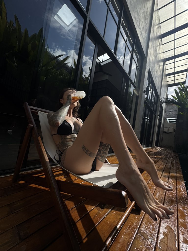 1 pic. Bali https://t.co/3JK1kM4SNq