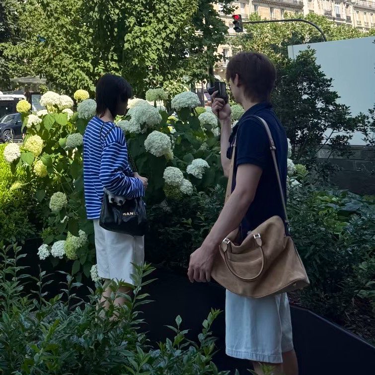 mlpdsprk2's tweet photo. นี่น่ะหรอตากล้องคนพิเศษของน้องกิ๊กโก้ มาพร้อมกับวลีชวนเขินอย่าง “ดอกไม้ยังสวยไม่เท่า (เธอ)”

#thomaskong #โทมัสก้อง https://t.co/HcTJTEabJw
