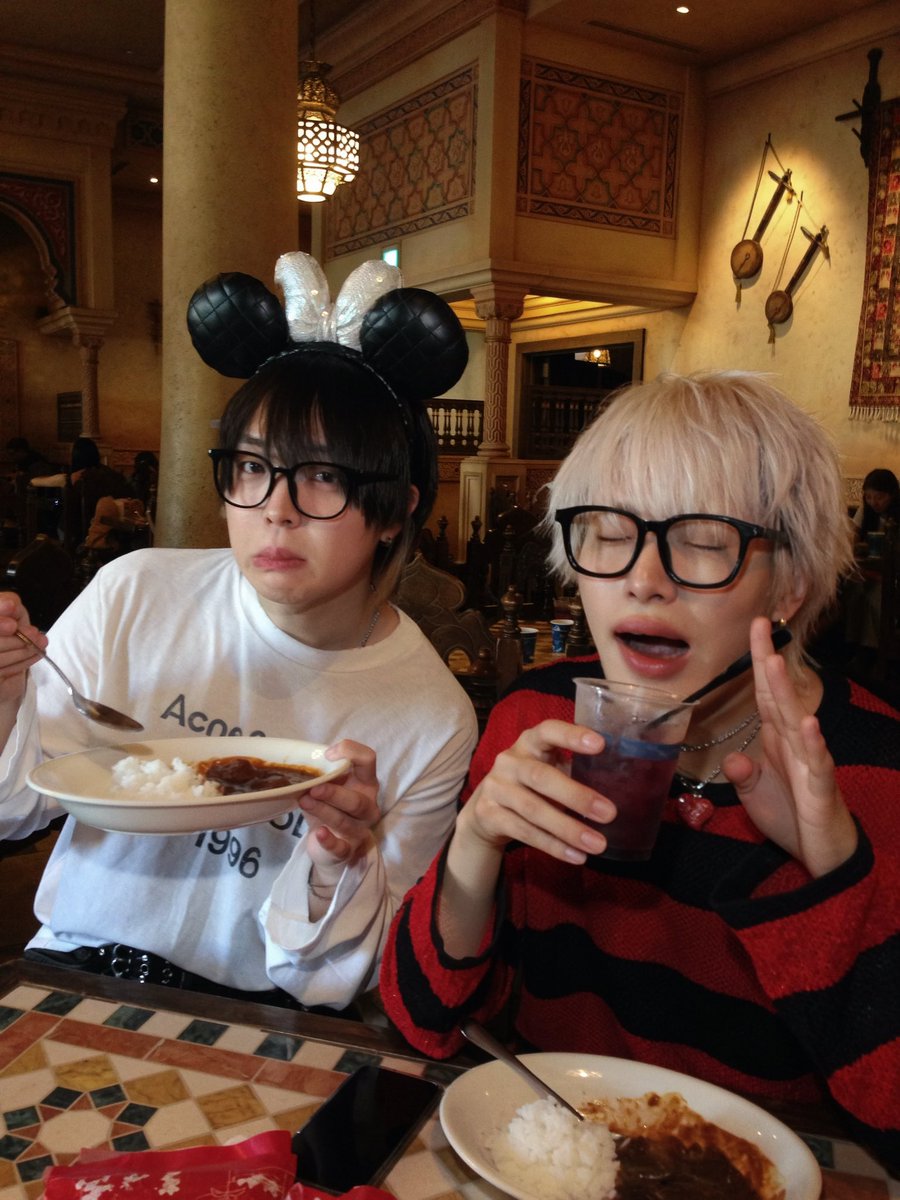 DrumMasami's tweet photo. かやゆーとディズニー行って来た！！
これメルカリで買った
iPhone5で撮った！！結構良くね？！ https://t.co/shGQMhjI1r