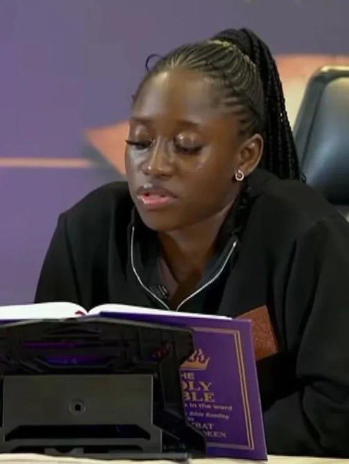 yabaleftonline's tweet photo. Habibat Salawudeen Ihiovi-Jack completes 144-hour Bible reading marathon in Guinness World Record attempt in Port Harcourt https://t.co/VdMuXpqndM