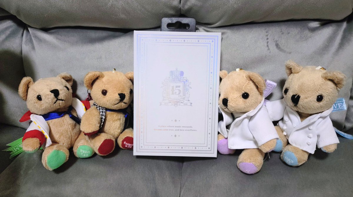 mt_150219's tweet photo. 届いたー💚❤️💜🩵
これはぁ〜…家用になりそう
落としたら泣く(笑)
予備欲しかったなぁ💸 https://t.co/OFLIrgDeIR