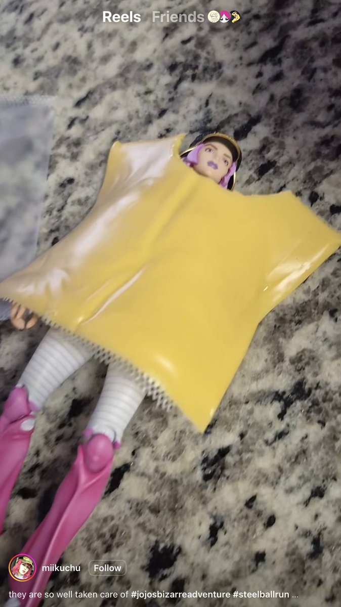 cornhhbread's tweet photo. Hot Pants and the big cheese https://t.co/meezbHxwWX