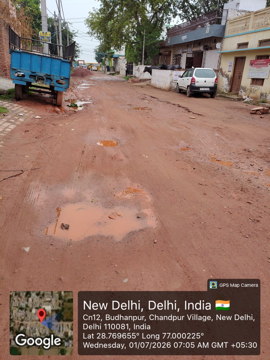 Rahul189042's tweet photo. Condition of Majra dabas village to Prem piyou road 🛣️ ( Ward no 29 Nagal thakran) Bawana vidhansabha Please look into this matter and take action as soon as possible @DmcNarela @MCD_Delhi @dcrohinizone @DM_NorthWest @YadavBhagw69209 @LtGovDelhi @gupta_rekha @bjpravinder16 @ANI https://t.co/3R2HfjS6jV