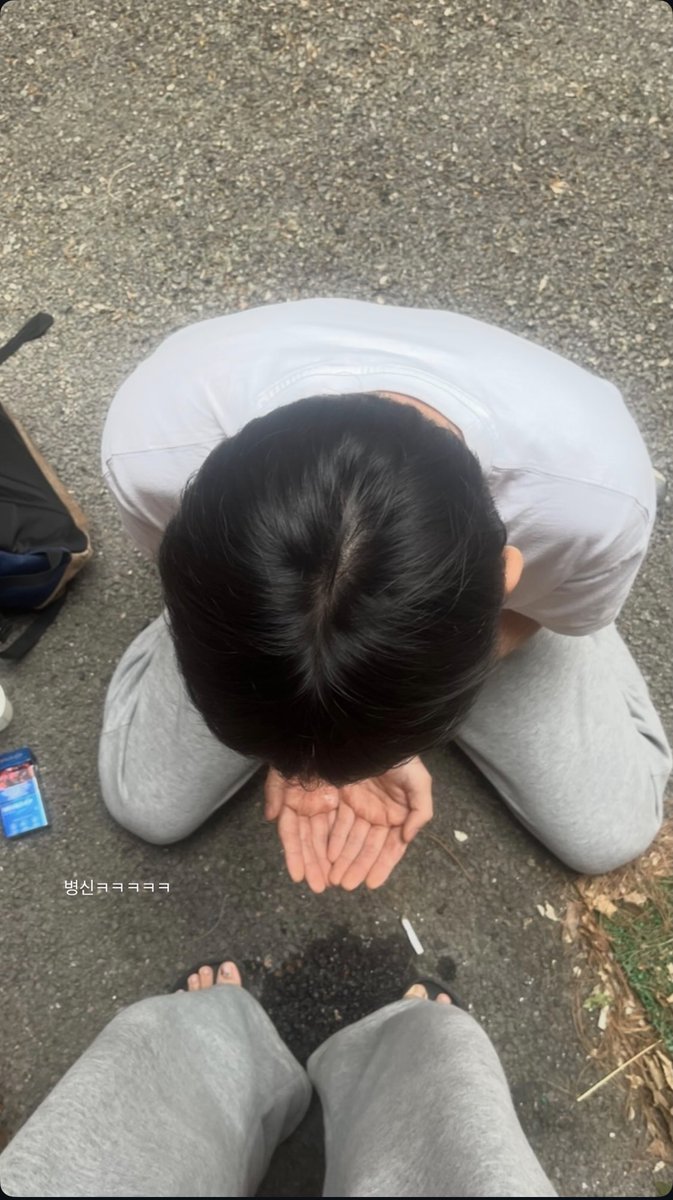 fd_2333's tweet photo. 근처에 사는 병신 지갑 불러서 침 맥이고 돈 무자비하게 뜯었던 날ㅋㅋㅋㅋㅋㅋㅋㅋ 너네들도 이렇게 당해보고 싶어?❤️
#핀돔 #상납 https://t.co/bNWTOWjOes