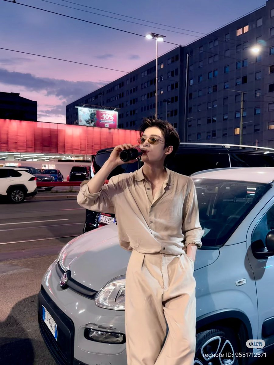 WangXingyueFans's tweet photo. Nothing beats getting little glimpses of his journey through his own eyes 📸 🍹😉

#WangXingyue https://t.co/HVvjm9oUrA