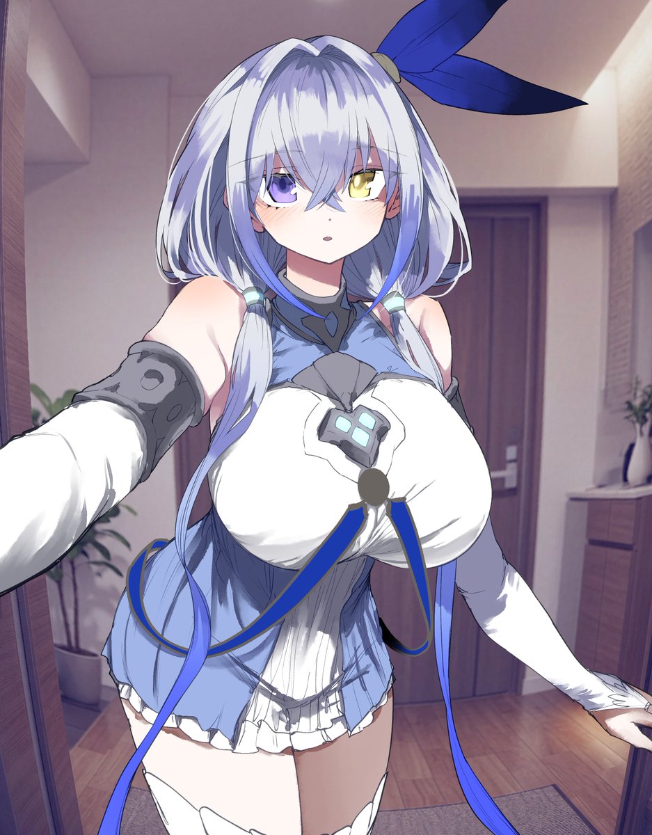 PK_sigrio's tweet photo. 俺とヴェハリヤーの生活が始まってから暫く経った。

ある日、驚くべきことに、ヴェハリヤーは子供の姿からグラマラスな大人の姿に変貌したのだ。

#シャドバWB