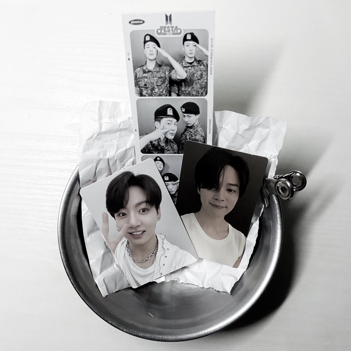 swygojo's tweet photo. i ♥︎ jikoo https://t.co/XV7wEzajIP