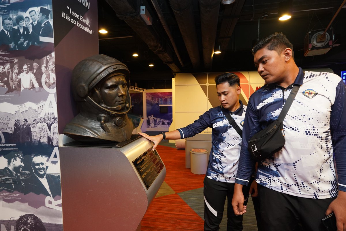 PlanetariumNegara tweet media