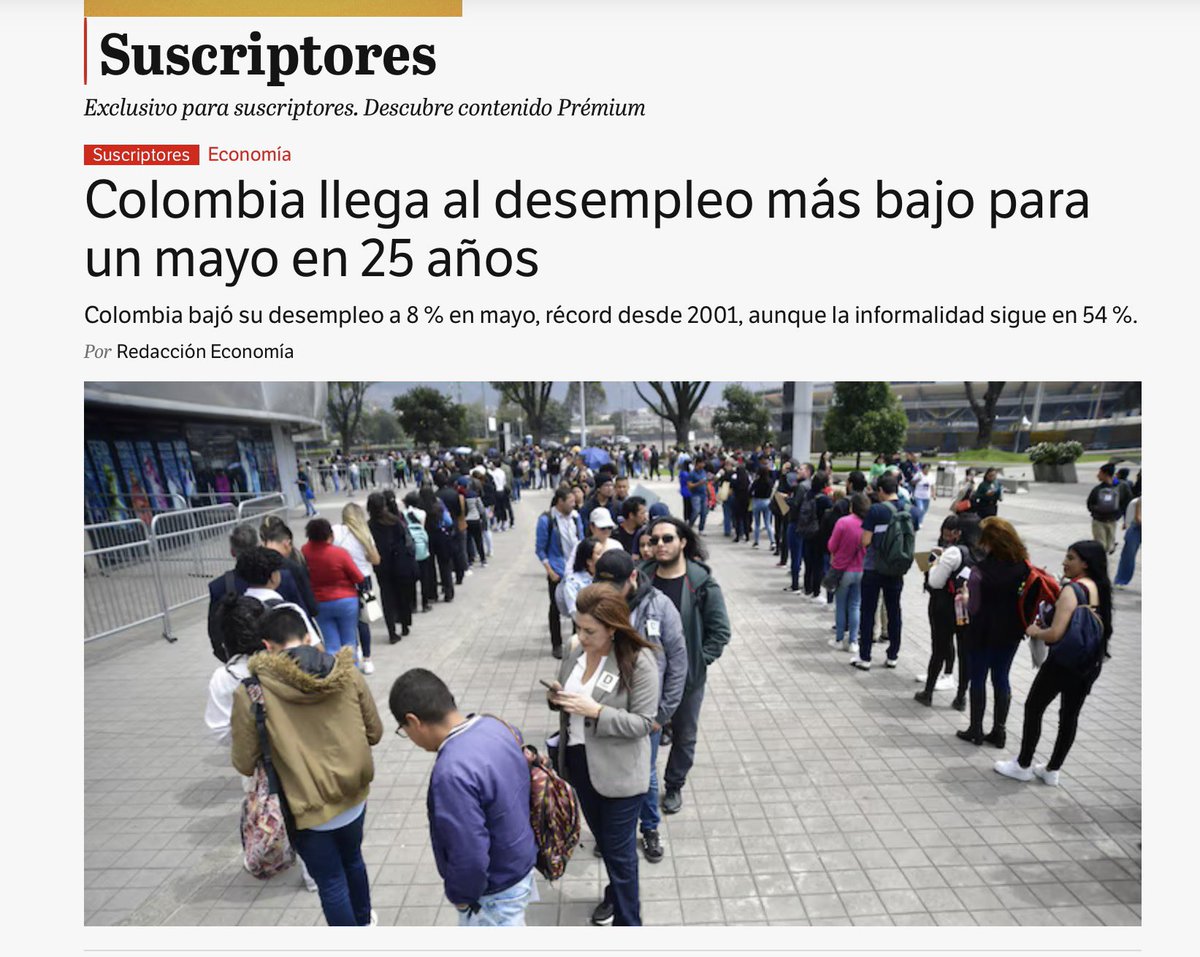 GustavoBolivar's tweet photo. RELATO: Con el alza de 23,7% en Salario Mínimo, millones de trabajadores irán a la calle.
DATO: Desempleo bajó en mayo a 8,0%, el más bajo en 25 años y el consumo de los hogares está disparado.
Empecemos a hacer el inventario de cómo queda la economía.
#DatoMataRelato https://t.co/Th22pFTxSU