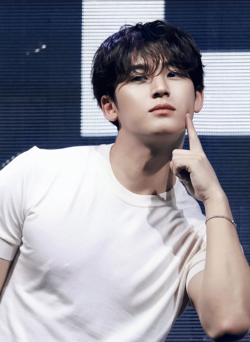ttadrafts's tweet photo. “kiss mas dong dek”             “gue gampar ya?!” https://t.co/u5BdnGKAyA