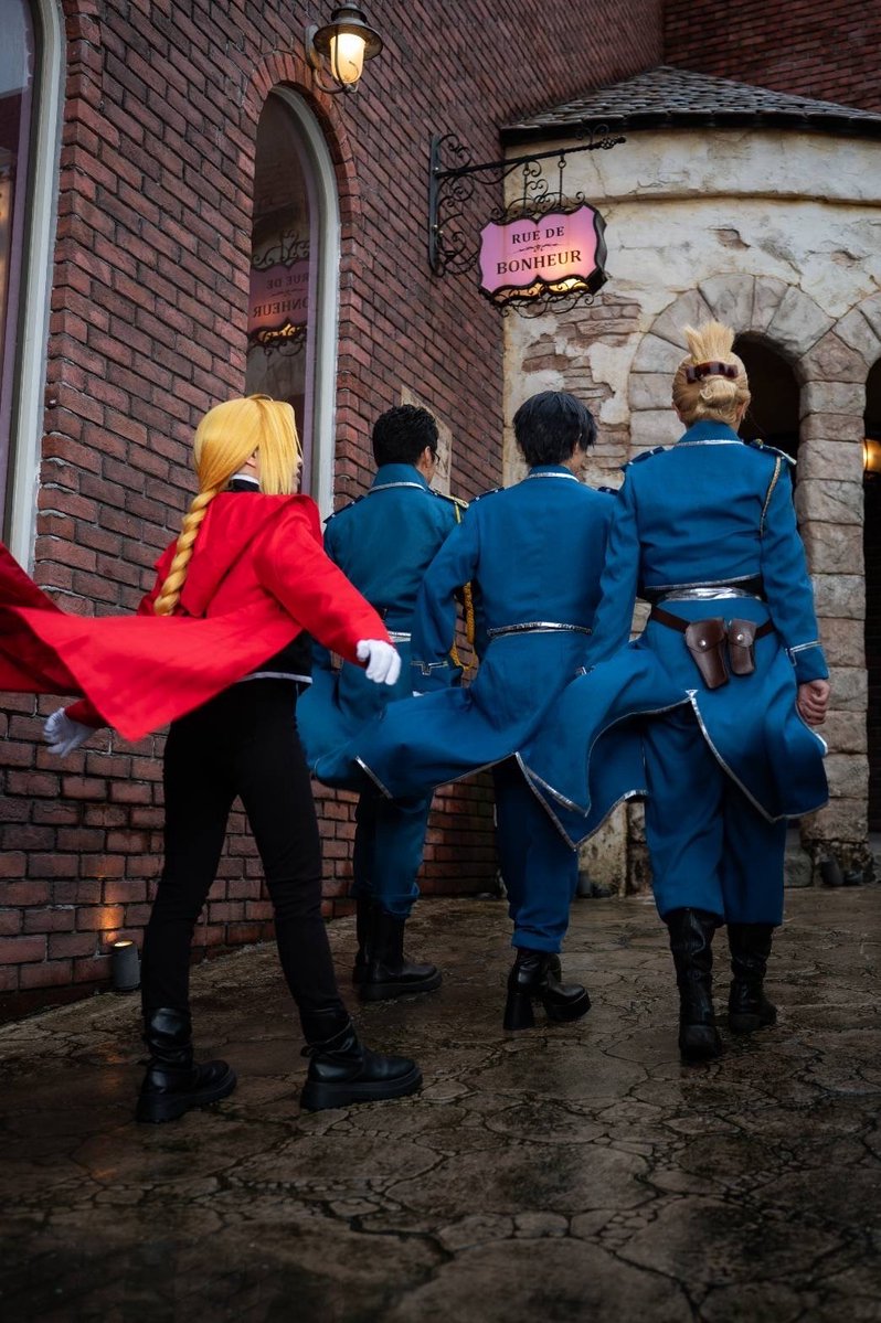 w6yGXfdNISD52ng's tweet photo. 『鋼の錬金術師』
FullmetalAlchemist 

束の間

📸:@ZC33S_TKM0711 さん
マスタング:@178_TB さん
ヒューズ:@okapisenpai さん
リサ:@ku11ro14 さん
撮影場所:@weddingrose55さん

#cosplay #鋼の錬金術 #FullmetalAlchemist https://t.co/hRBc0eqIUq
