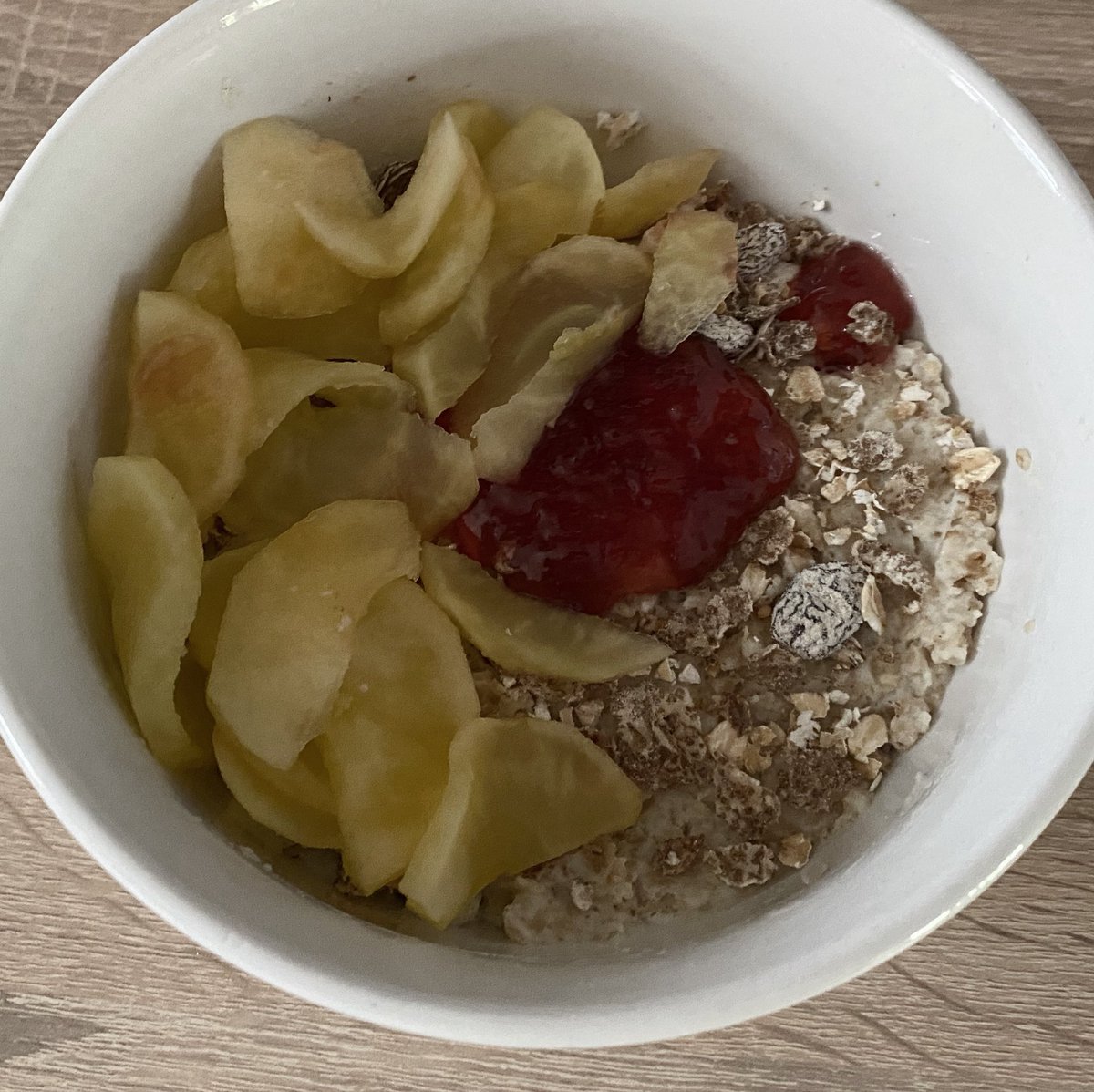 calforkcal's tweet photo. protein oats yummmm https://t.co/JVOg9nV8Qo
