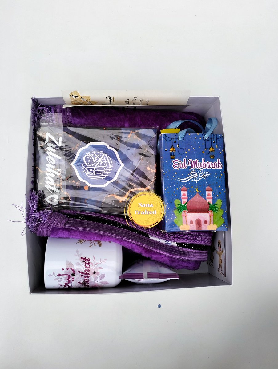 Nana_rayl's tweet photo. For Zuleihat 💕 

Customised sujood Essentials 💜 

Customised prayer mat
Customised mug 
Customised Quran
Treat party pack 
Customised box

Abuja 
08141304604

.

.

#nanacrafted #abujaislamicstore #dhikrcounter #islamicgift https://t.co/jNpicZhLhs