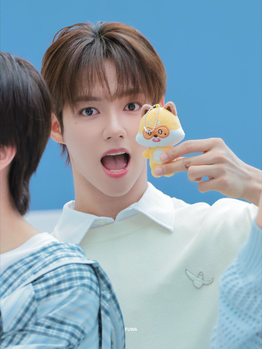 fuwaiie's tweet photo. 250702

여

#AHOF #아홉
#JL #제이엘 https://t.co/hiUlhOf2Ry