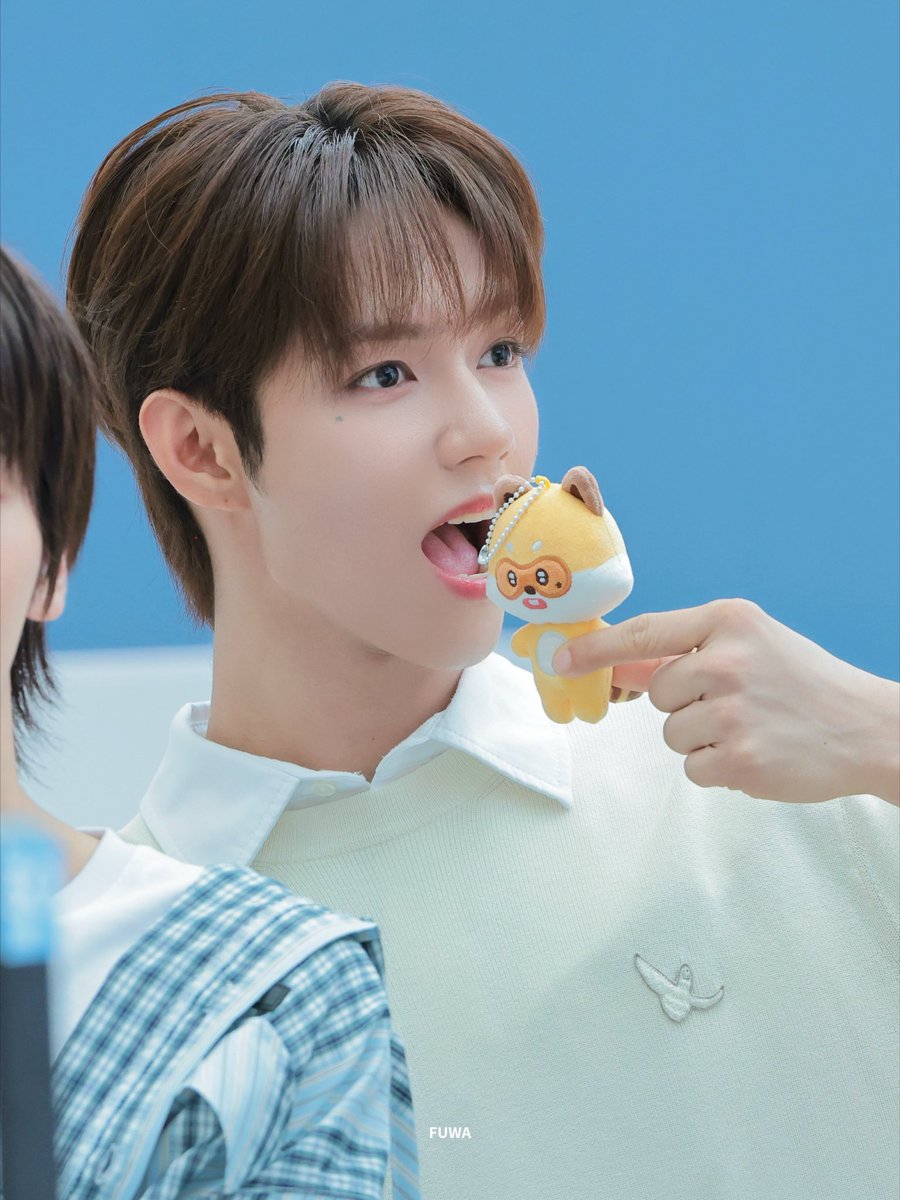 fuwaiie's tweet photo. 250702

워

#AHOF #아홉
#JL #제이엘 https://t.co/bfLyJFak6u