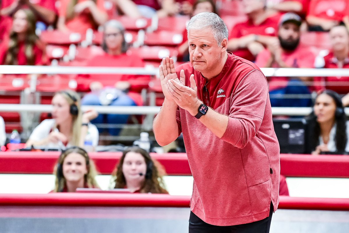 Arkansas Volleyball 🐗 tweet media