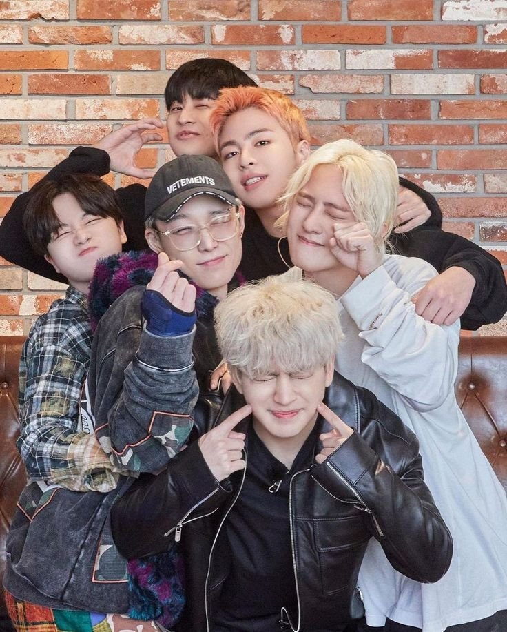 _jiwonnie's tweet photo. @1127GRAM okay... i started stanning them on their love scenario era, and then it continued by also watching their win and mix &amp; match survival show..and so on, but i first saw or watch them i think it was the rhythm ta mv, but i'm still not a fan of them, i only enjoy watch other group ++ https://t.co/S13uZjM9Rs