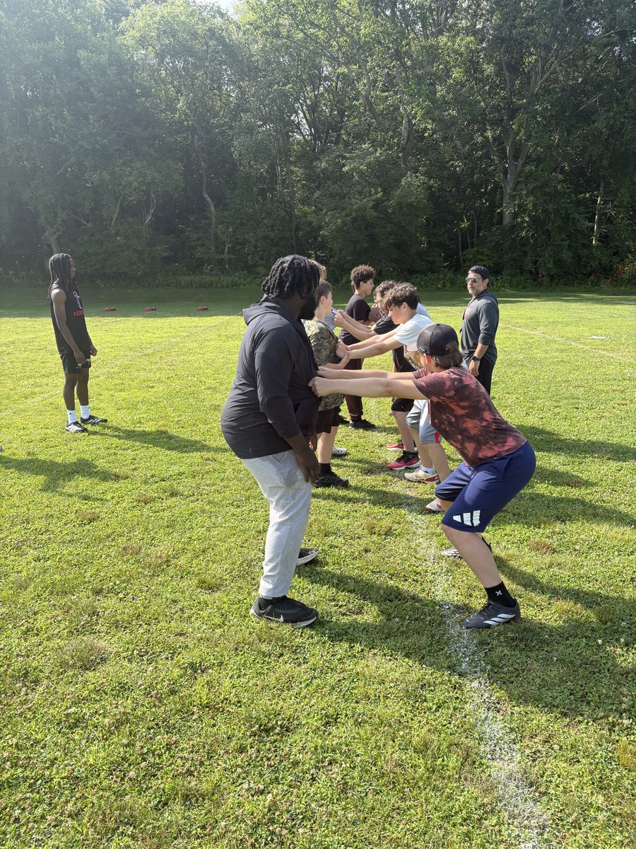 football_fitch's tweet photo. Another great morning with our future Falcons! 🏈
Today’s focus was speed development the fundamentals of blocking, tackling, and ball security, before finishing with some fun 7-on-7 competition.
Read more on Facebook: https://t.co/OBYhHM164v
#FutureFalcons #TimeIsNow https://t.co/5mwGhyF033