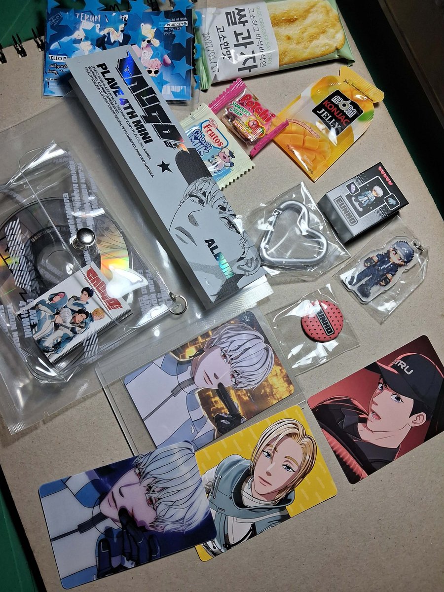 yeheyyyejun's tweet photo. Received my Eunho Inventory Ver. yesterday. Thank you so much @asterumcart 
#asterumcartfb

🤍🤍🤍 https://t.co/6kaztwmwH2