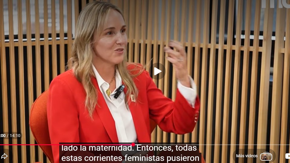 CabaSuper1994's tweet photo. @claramuzzio 
Te dicen que la caída de la natalidad es un problema por la falta de la fuerza de trabajo, pero después si elegís trabajar únicamente y no maternar vienen y te proclaman que "algo te falta".

PATRIMONIO DEL PATRIARCADO Y LA CRUELDAD https://t.co/X5wm6MOLyY